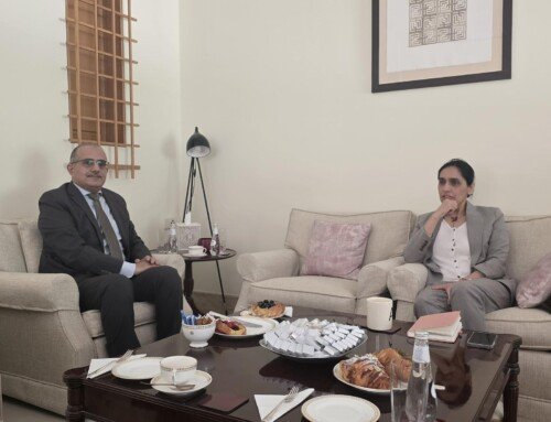 وزير الصحة يلتقي بسفيرة المملكة المتحدة لتعزيز التعاون الصحي