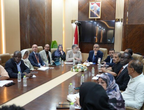 وزير الصحة يبحث مع شركاء القطاع الصحي تعزيز الاستجابة للطوارئ
